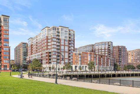 1125 Maxwell Lane Hoboken NJ 07030
