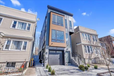 206 Clendenny Avenue Jersey City NJ 07304-1202
