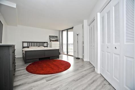 1203 Harmon Cove Tower Secaucus NJ 07094