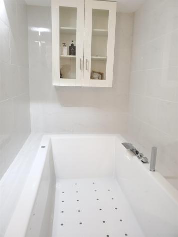 1203 Harmon Cove Tower Secaucus NJ 07094