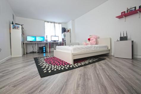 1203 Harmon Cove Tower Secaucus NJ 07094