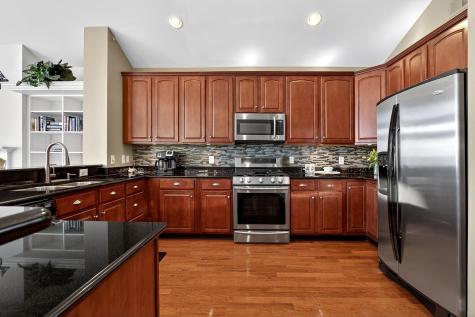 60 Tottenham Court Jersey City NJ 07305