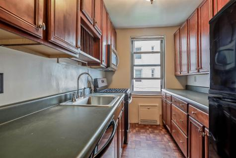 8400 Boulevard East North Bergen NJ 07047
