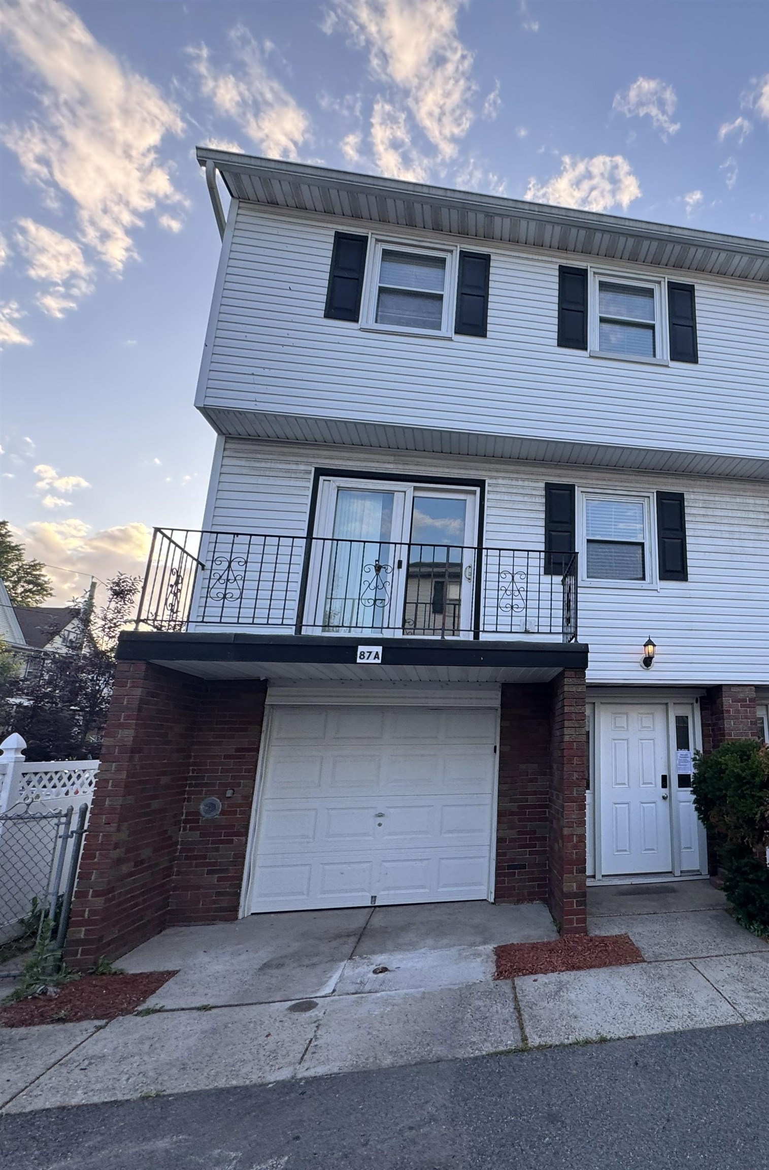 87 9th Street Bayonne NJ 07002