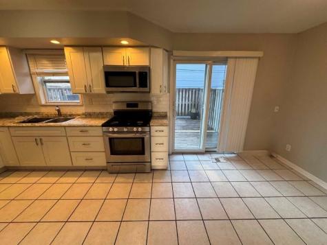 87 9th Street Bayonne NJ 07002