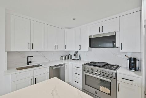 6040 Boulevard East West New York NJ 07093