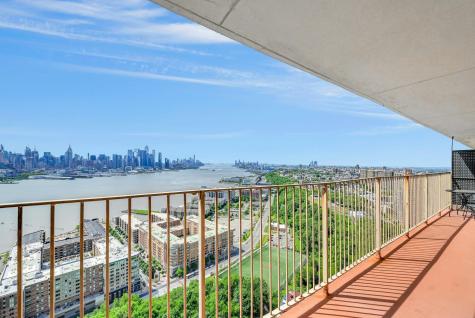 6040 Boulevard East West New York NJ 07093