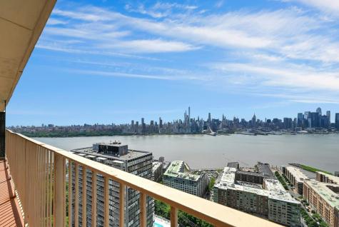 6040 Boulevard East West New York NJ 07093