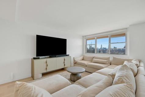 6040 Boulevard East West New York NJ 07093