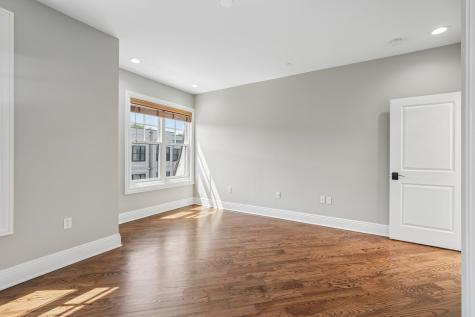 20 Marquis Court Edgewater NJ 07020
