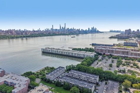 20 Marquis Court Edgewater NJ 07020
