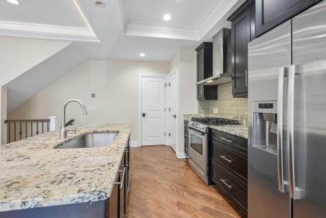 20 Marquis Court Edgewater NJ 07020