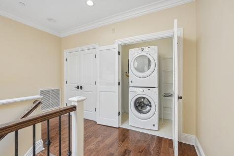 20 Marquis Court Edgewater NJ 07020
