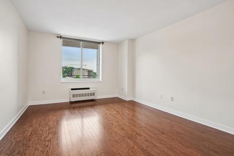 1215 Hudson Park Edgewater NJ 07020