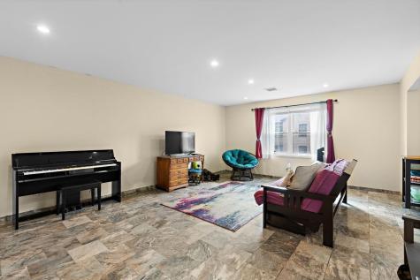 6409 Granton Avenue North Bergen NJ 07047