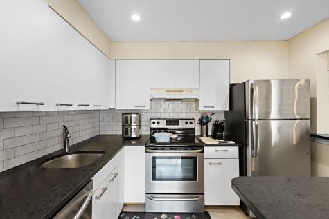 6409 Granton Avenue North Bergen NJ 07047