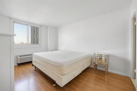 100 Manhattan Avenue Union City NJ 07087