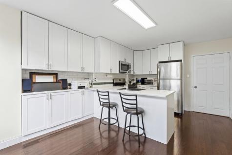 6040 Boulevard East West New York NJ 07093