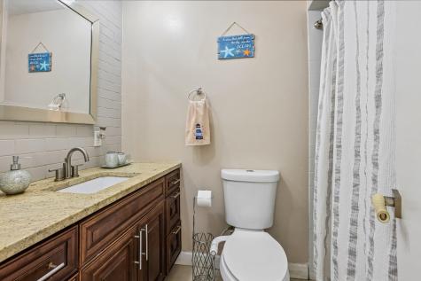 13 Zabriskie Avenue Bayonne NJ 07002