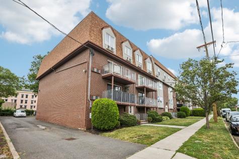 13 Zabriskie Avenue Bayonne NJ 07002