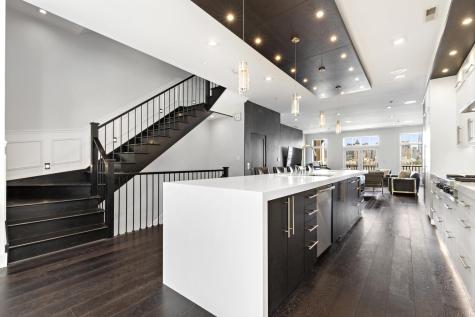 17 Regency Place Weehawken NJ 07086