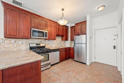 200 Christopher Columbus Drive Jersey City NJ 07302