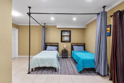 796 2nd Street Secaucus NJ 07094