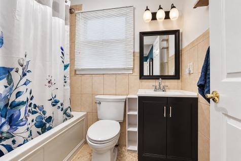 796 2nd Street Secaucus NJ 07094