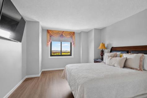 702 Harmon Cove Tower Secaucus NJ 07094