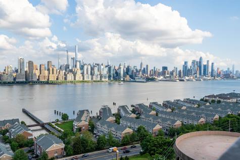 6600 Boulevard East West New York NJ 07093