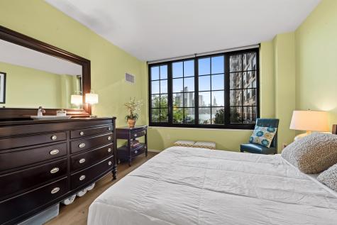 1425 Hudson Street Hoboken NJ 07030