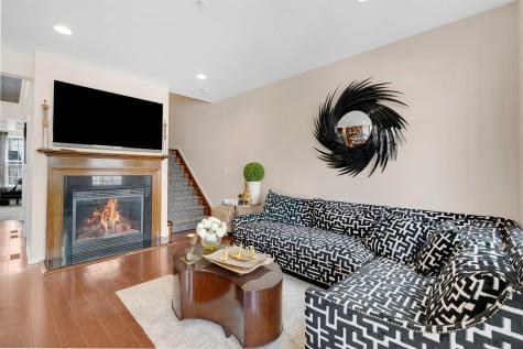 5 Creekside Court Secaucus NJ 07094