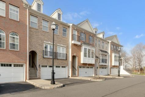 5 Creekside Court Secaucus NJ 07094