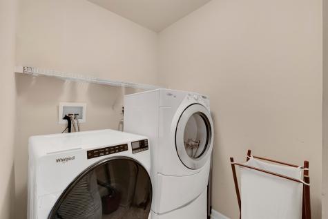 5 Creekside Court Secaucus NJ 07094