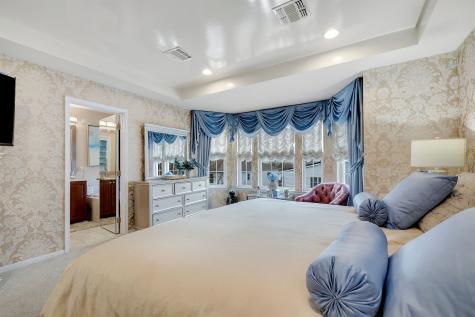5 Creekside Court Secaucus NJ 07094