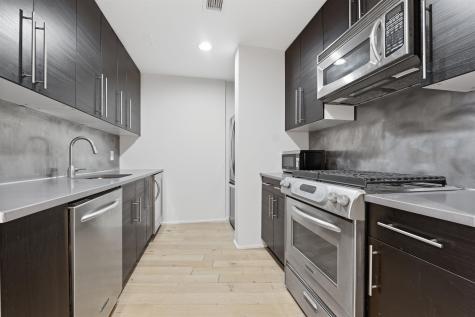 1008 Hudson Park Edgewater NJ 07020