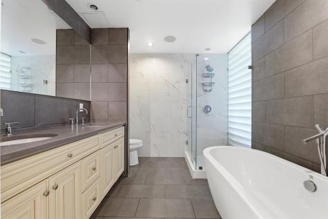 1008 Hudson Park Edgewater NJ 07020