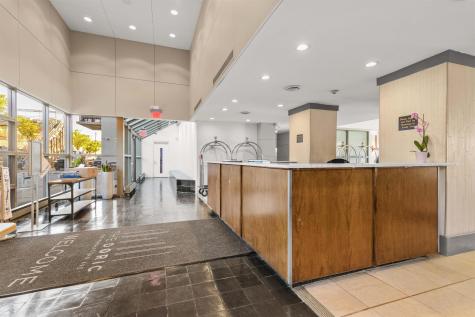100 Manhattan Avenue Union City NJ 07087