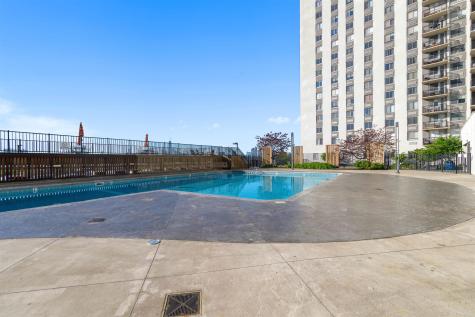 100 Manhattan Avenue Union City NJ 07087