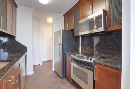 100 Manhattan Avenue Union City NJ 07087