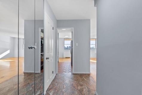 6040 Boulevard East West New York NJ 07093