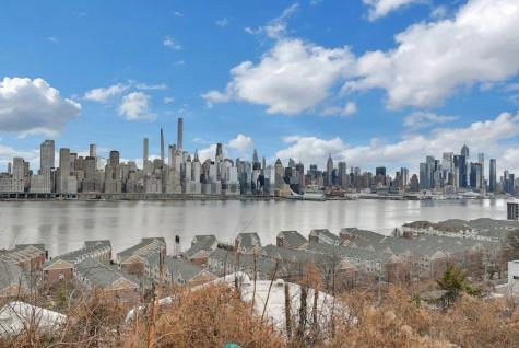 21 66th Street West New York NJ 07093