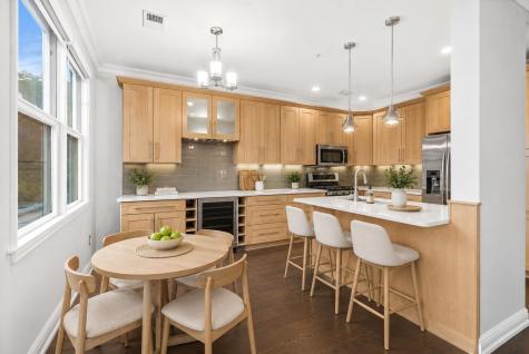 338 Oswego Court West New York NJ 07093