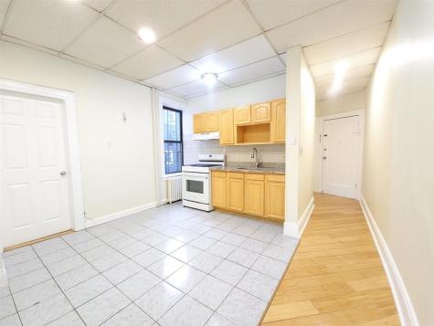 7306 Park Avenue North Bergen NJ 07047