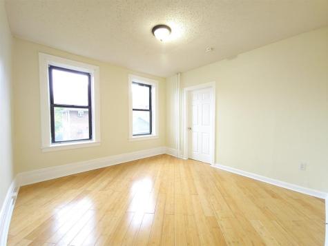 7306 Park Avenue North Bergen NJ 07047