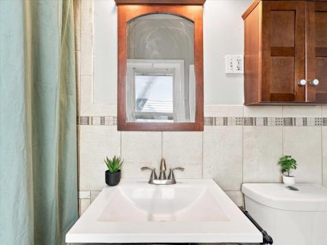 35 Waverly Street Jersey City NJ 07306