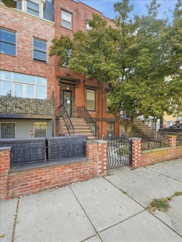 35 Waverly Street Jersey City NJ 07306