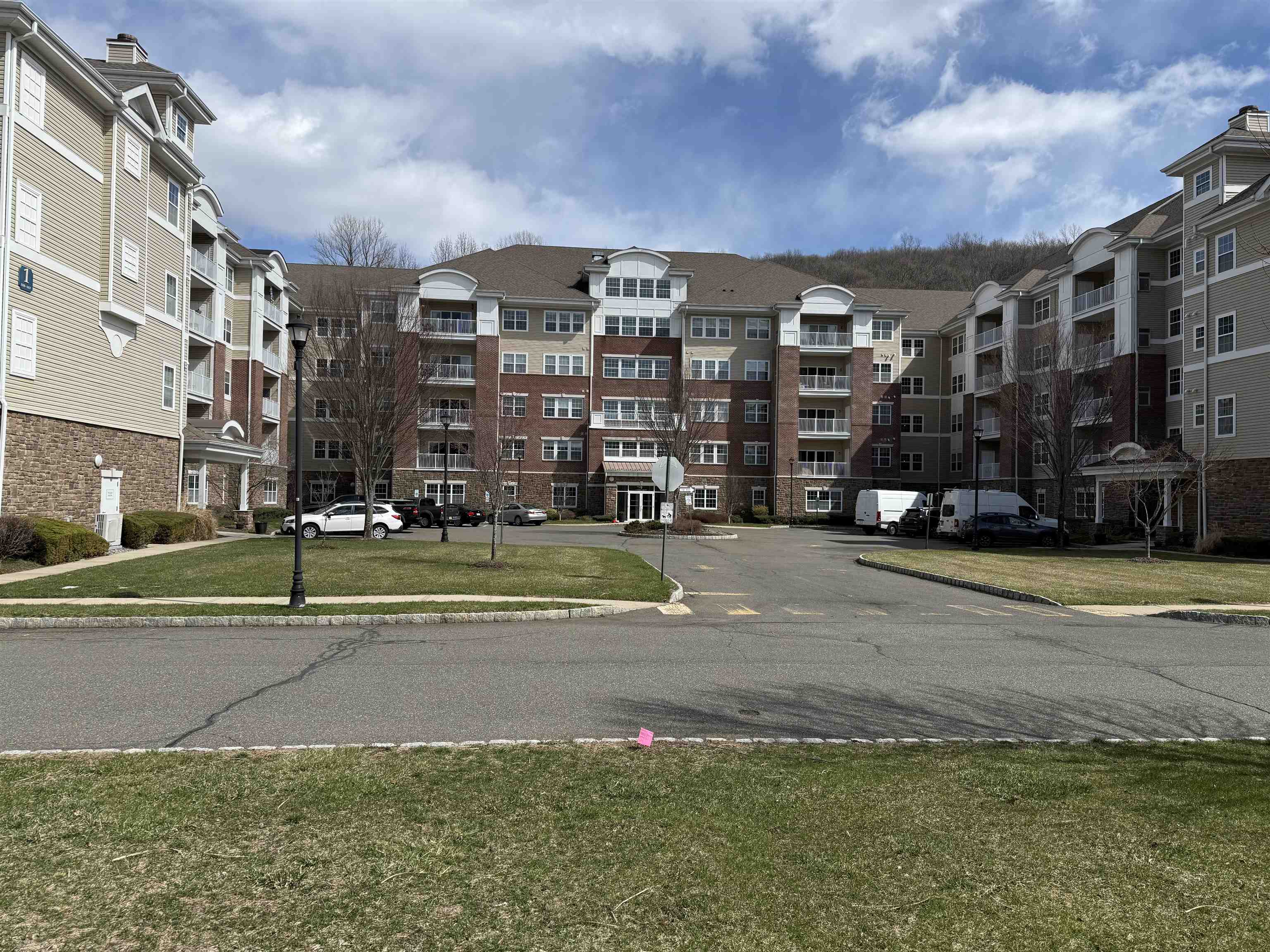 1118 Warrens Way Wanaque NJ 07465