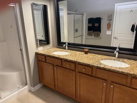 1118 Warrens Way Wanaque NJ 07465
