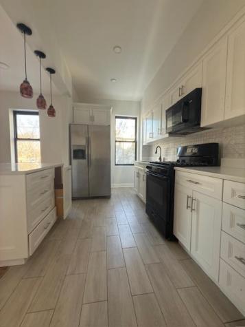 7612 Park Avenue North Bergen NJ 07047